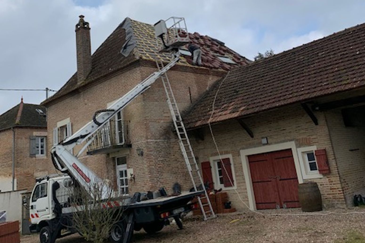 Réparation de toiture à Corpeau